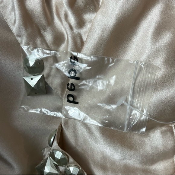 Bebe Size XS Y2K Heavy Beaded Silk Plunging Blouse - Picture 9 of 10